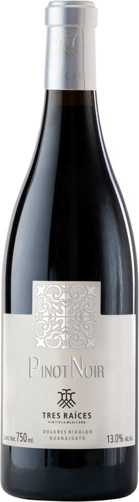 Tres Raíces Pinot Noir 2023